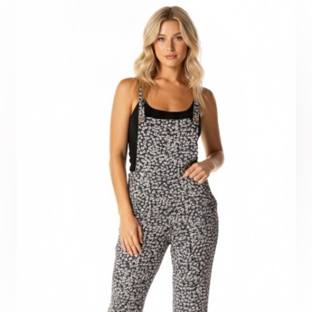KITTENISH floral overalls with pockets size xsmall